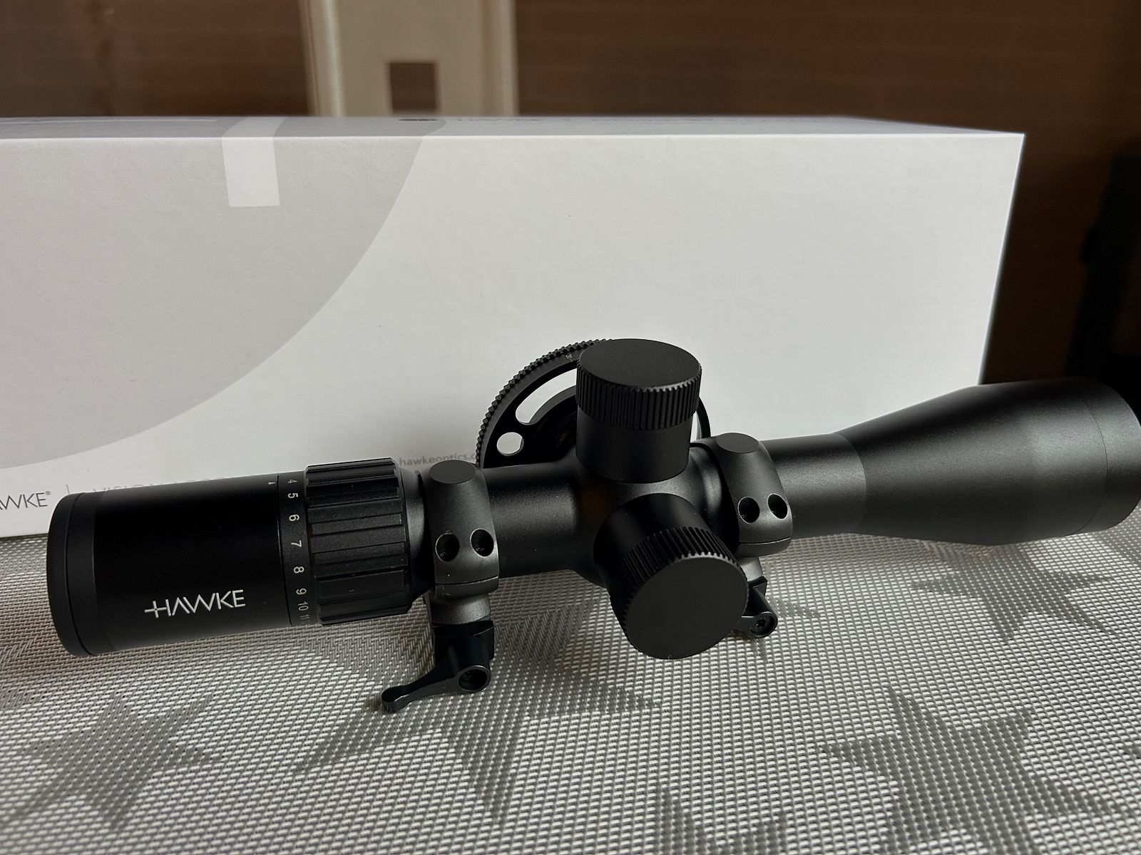Hawke Airmax 30 SF Compact 4–16×44 AMX IR + Sidewheel + 30-mm quick-release mount + OVP