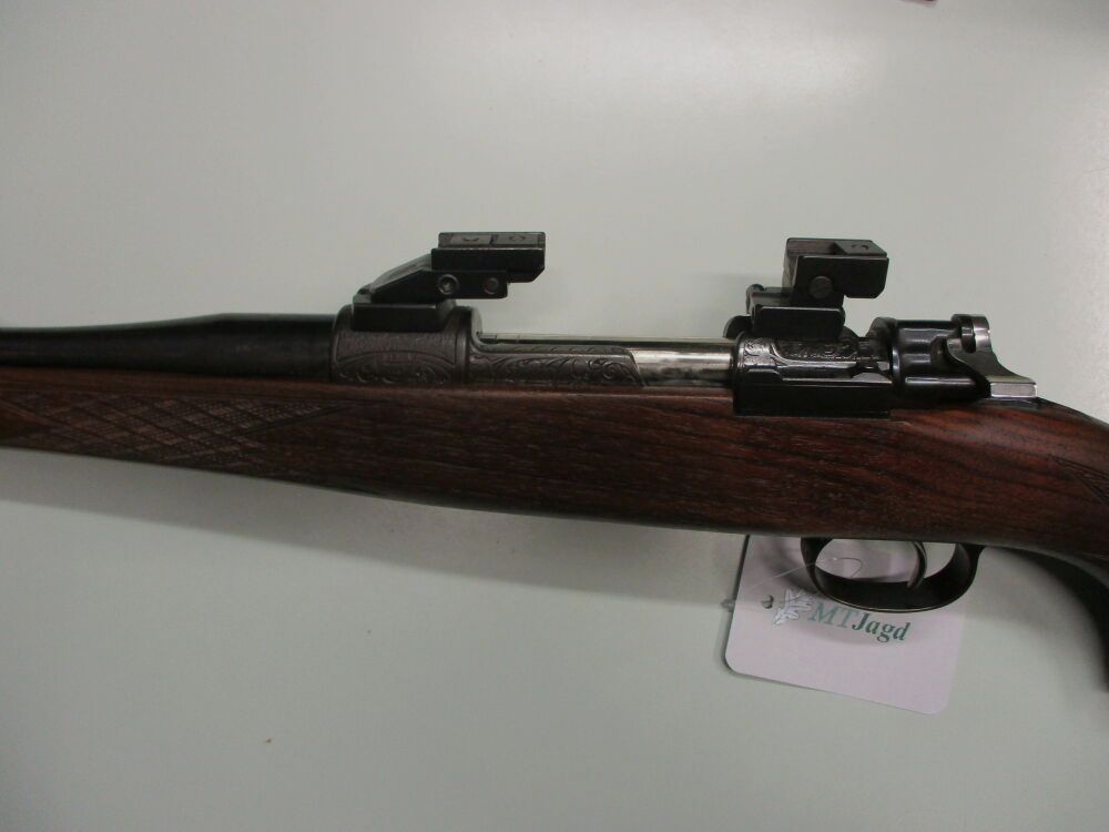 Mauser 98 EAV Links Gegraveerd