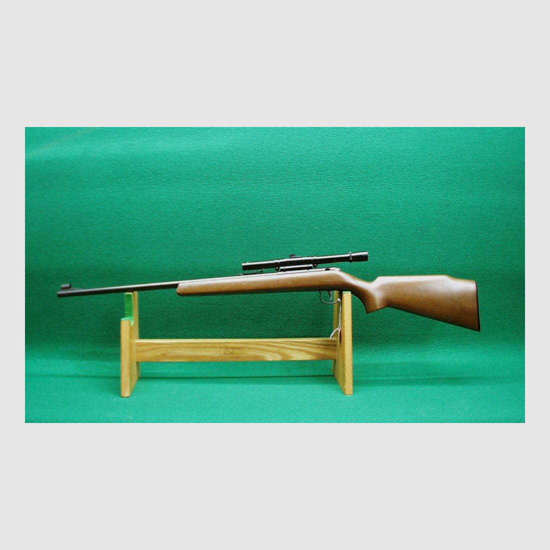 Anschütz 1386 with scope 4x15