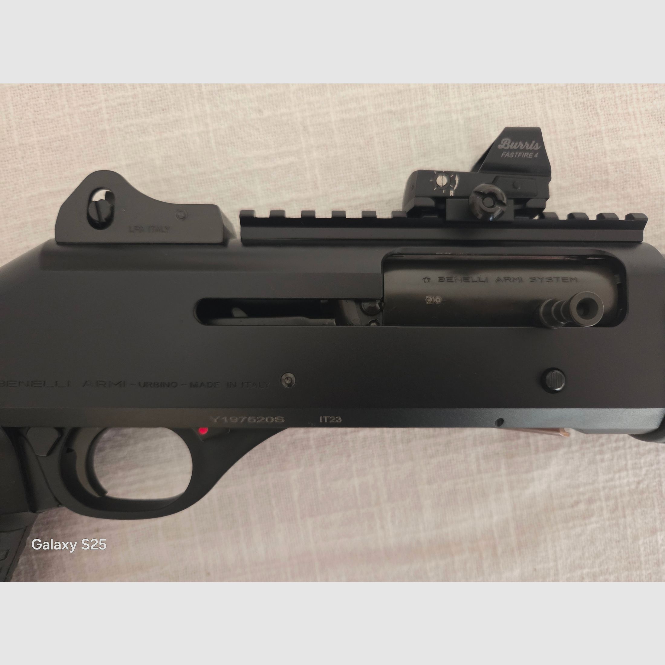 Benelli M4 / Schubschaft inkl. Munition & 4 Jokes ! 50 Schuss drauf!