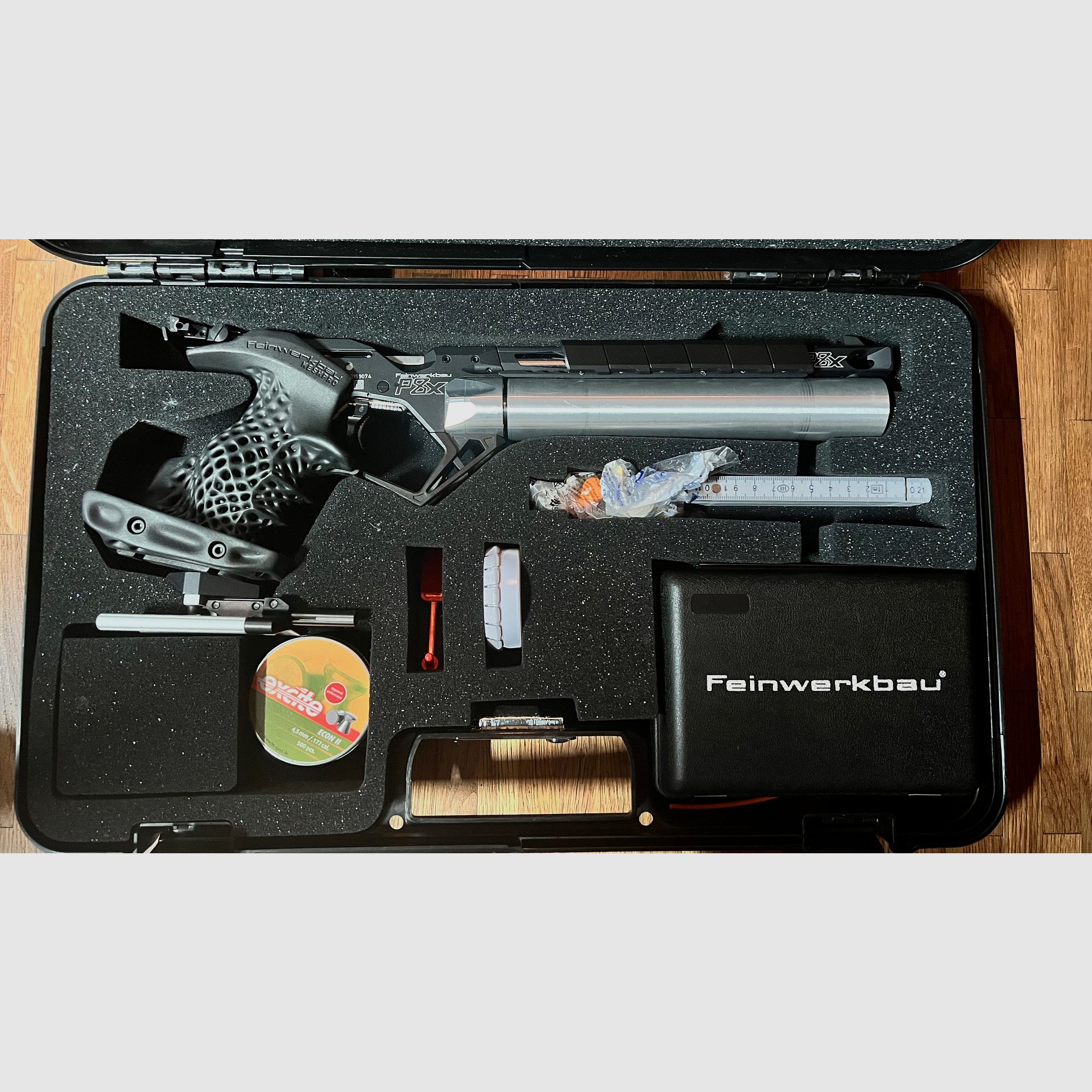 Feinwerkbau LP P8X - Rechts - Größe M