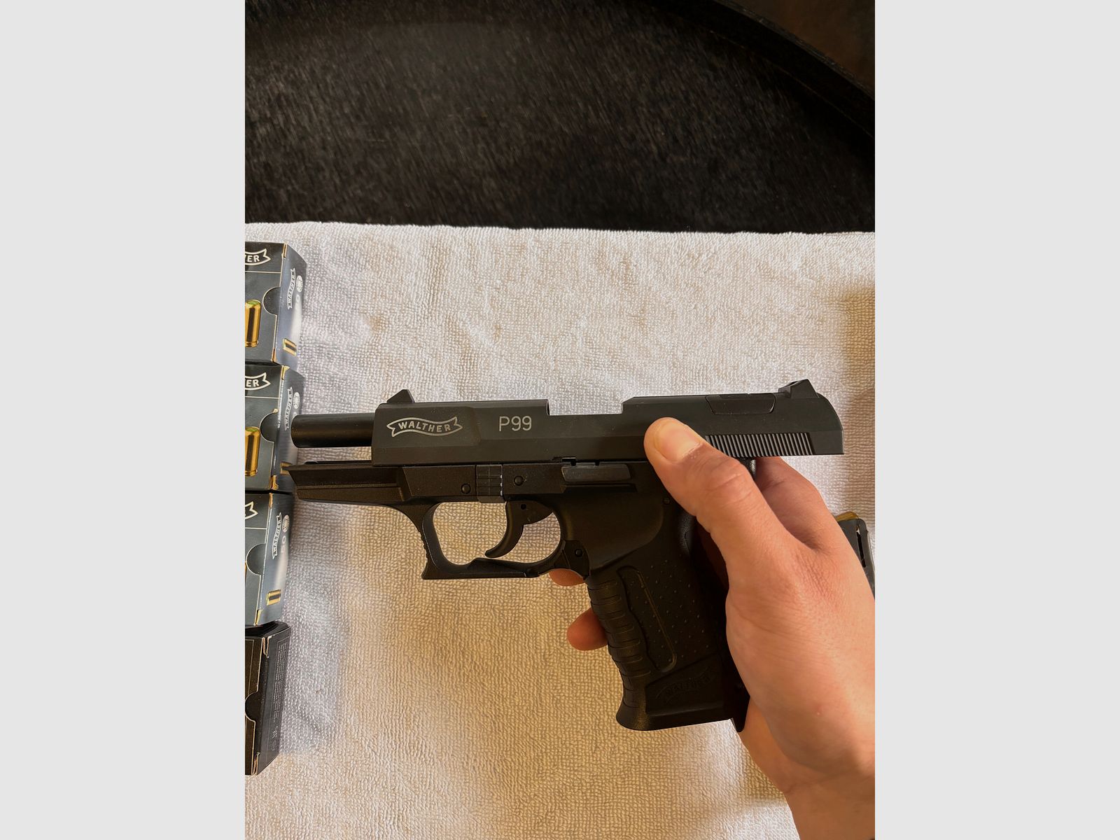 Walther P99 Schreckschuss 9mm P.A.K. (Umarex) - incl. wapenkoffer, vervangend magazijn, geluiddemper en munitie