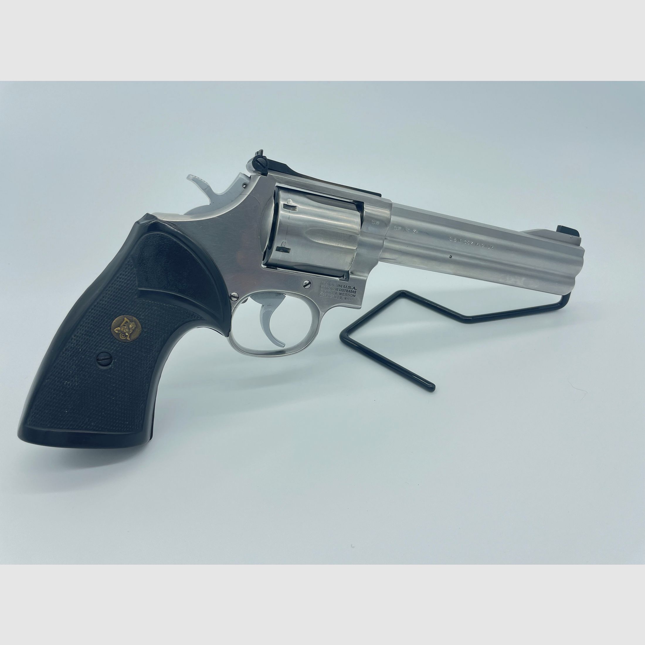 Revolver Smith&Wesson 686 6 inch caliber .357 Magnum, imagen 2 de 4