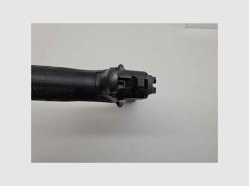 Pistole SIG Sauer P226 S im Kaliber 9mm Luger gebraucht