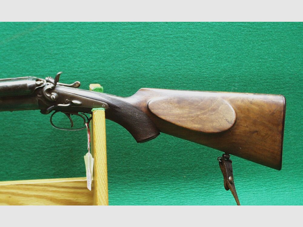 Vecchia perforatrice / perforatrice doppia