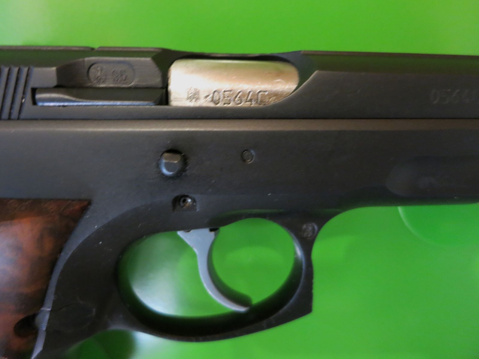 Brünner M 75 lub CZ 75 (Česká zbrojovka), półautomatyczna. Pistolet samopowtarzalny kaliber 9 × 19 mm       #93-, zdjęcie 3 z 6