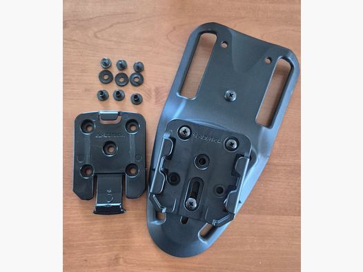 Blade-Tech Duty Drop and Offset con correa para muslo Black Trident Logo y 1xBlade-Tech TMMS Insert y 1xSmall Receiver Plate y tornillos