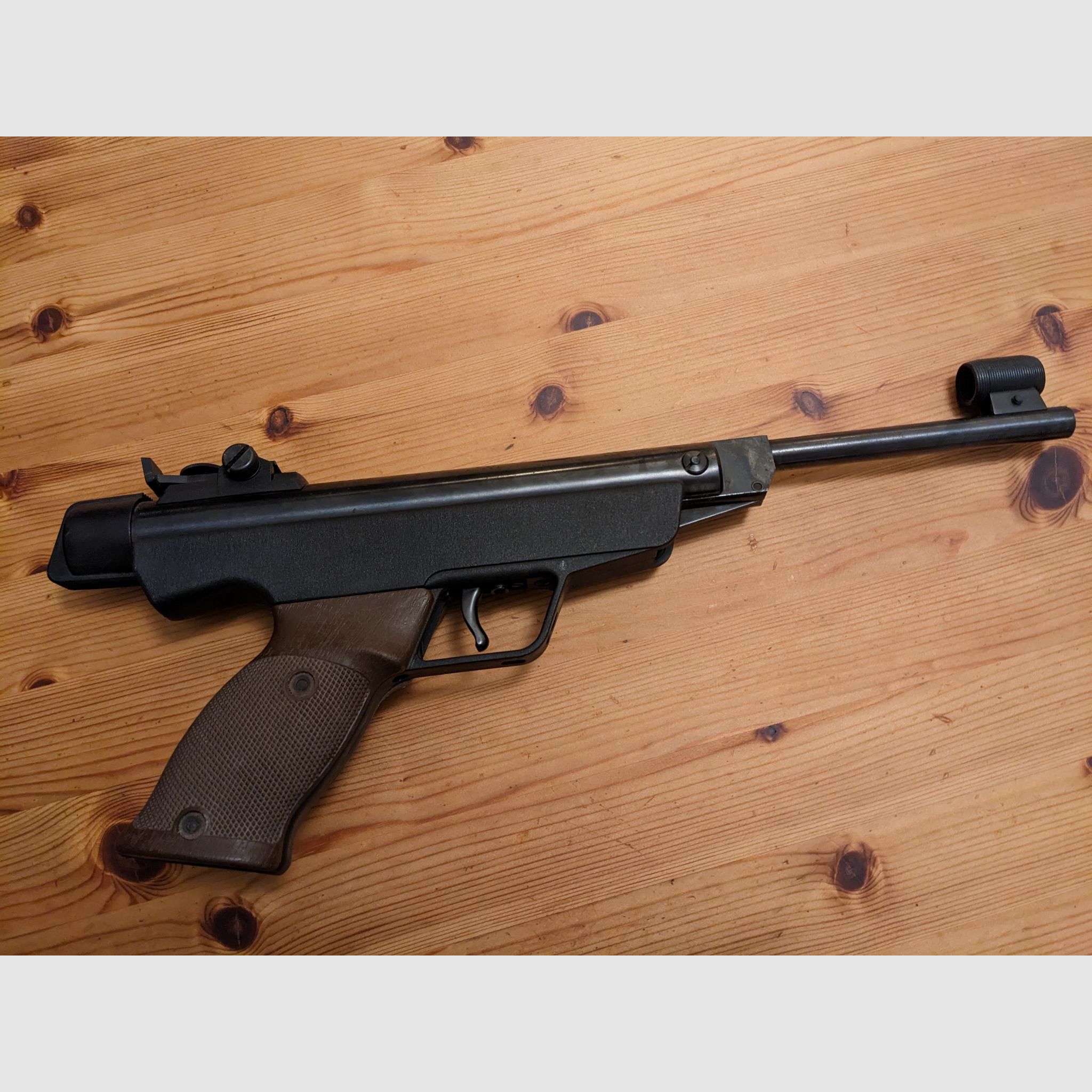 Diana luchtpistool model 5 G pistool kal. 4,5mm diabolo knikker