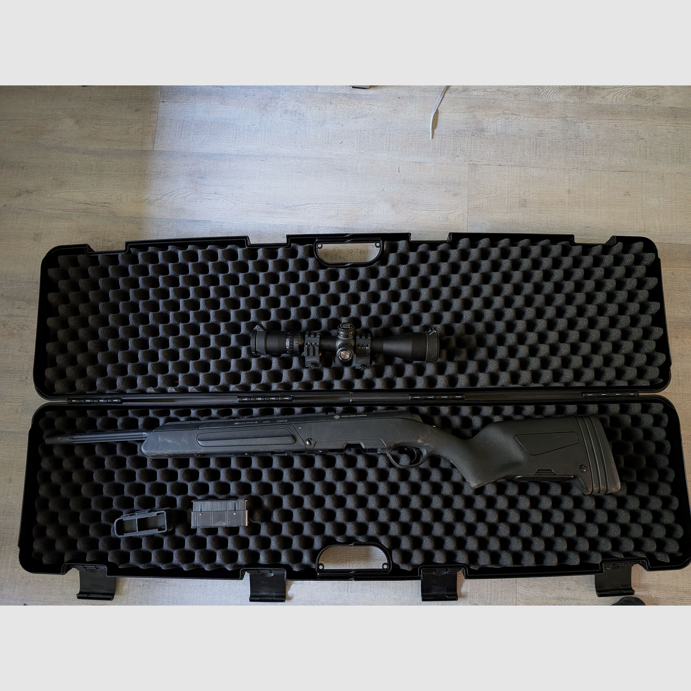 Steyr Scout Sniper rifle 2.7J + ZF + Koffer + Magazin