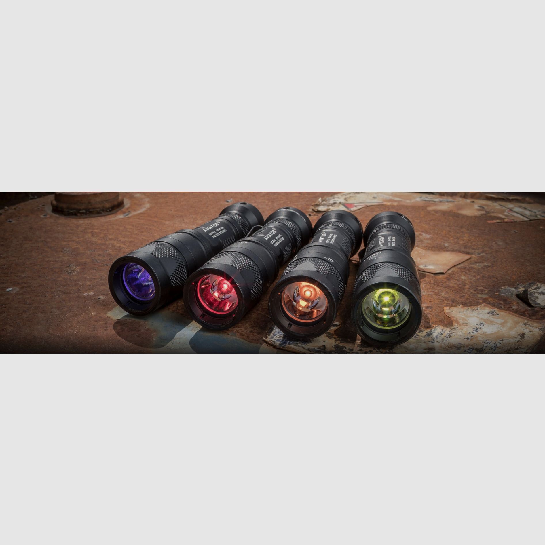 SUREFIRE AVIATOR® Dual-Output Multi-Spectrum LED Flashlight AMBER, Bild 5 von 6