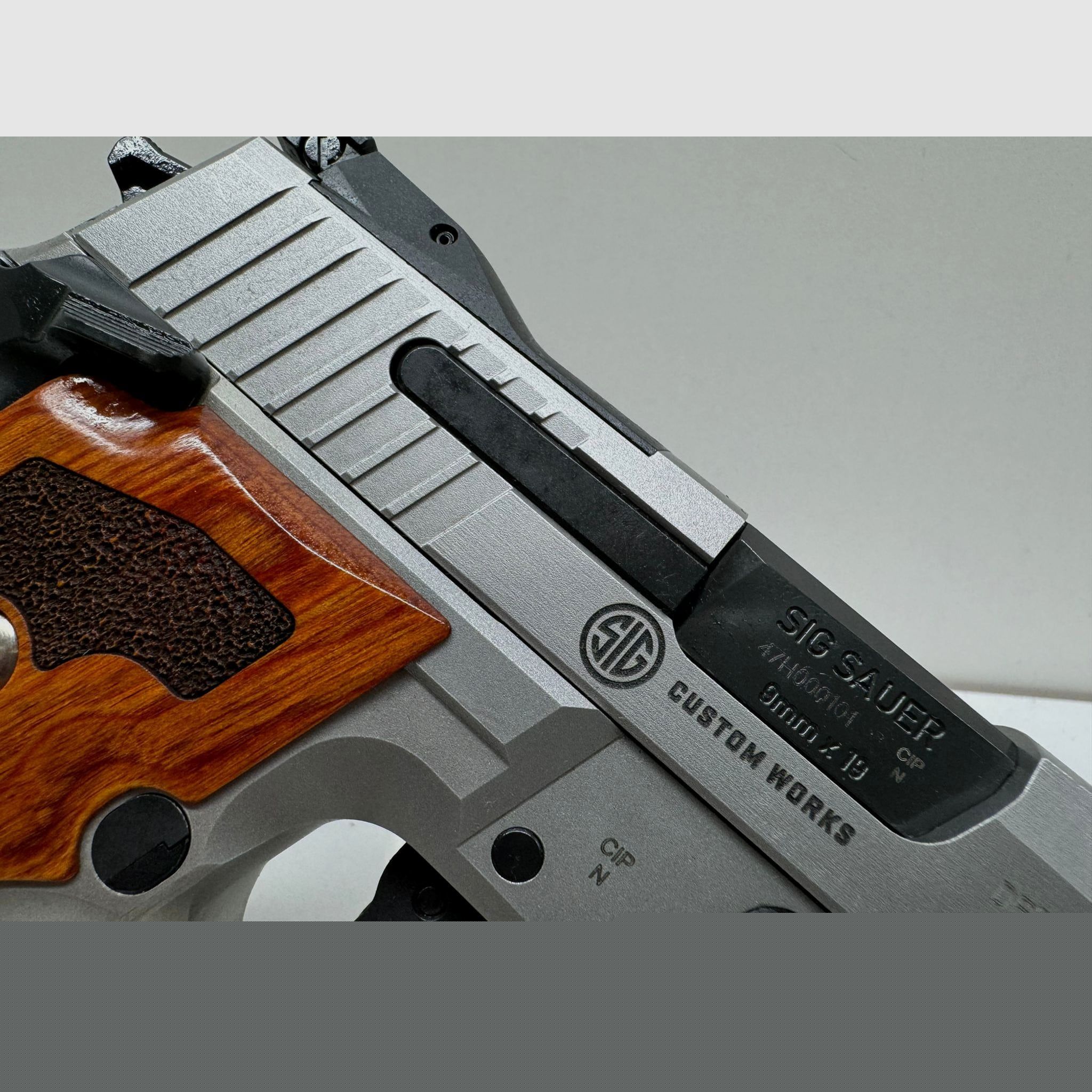 Sig Sauer P226 XFIVE Classic OR