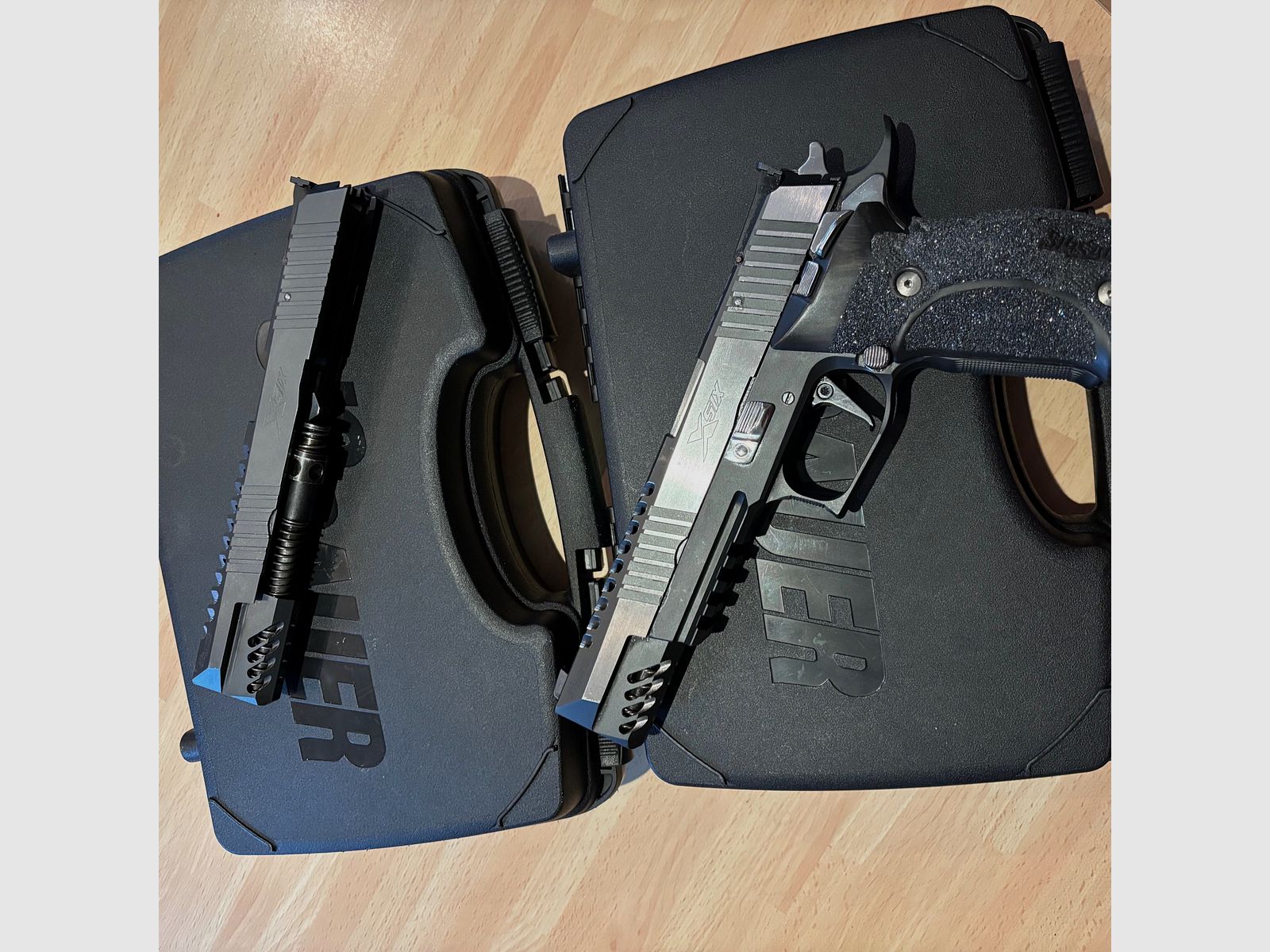 Sig Sauer P220xsix HBQ cal 45 avec système interchangeable 9mm Luger