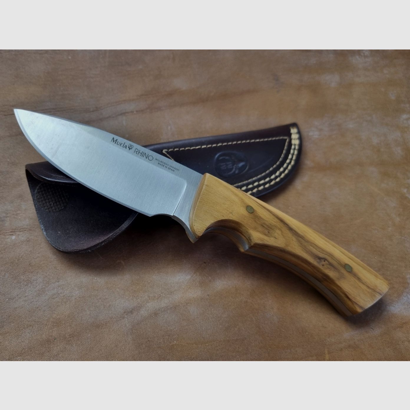 MUELA RHINO OLIVE knife with leather sheath Skinner
