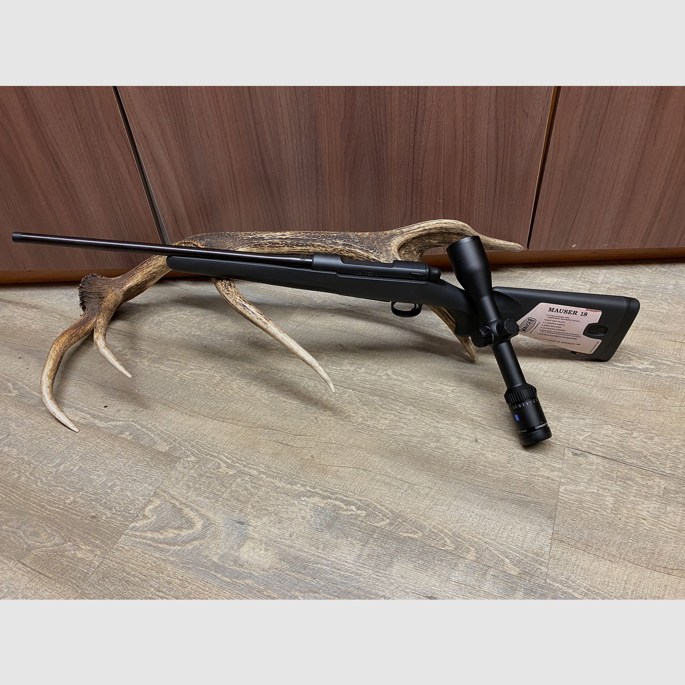 Mauser M18, con Zeiss Conquest V6 2-12x50, con riel