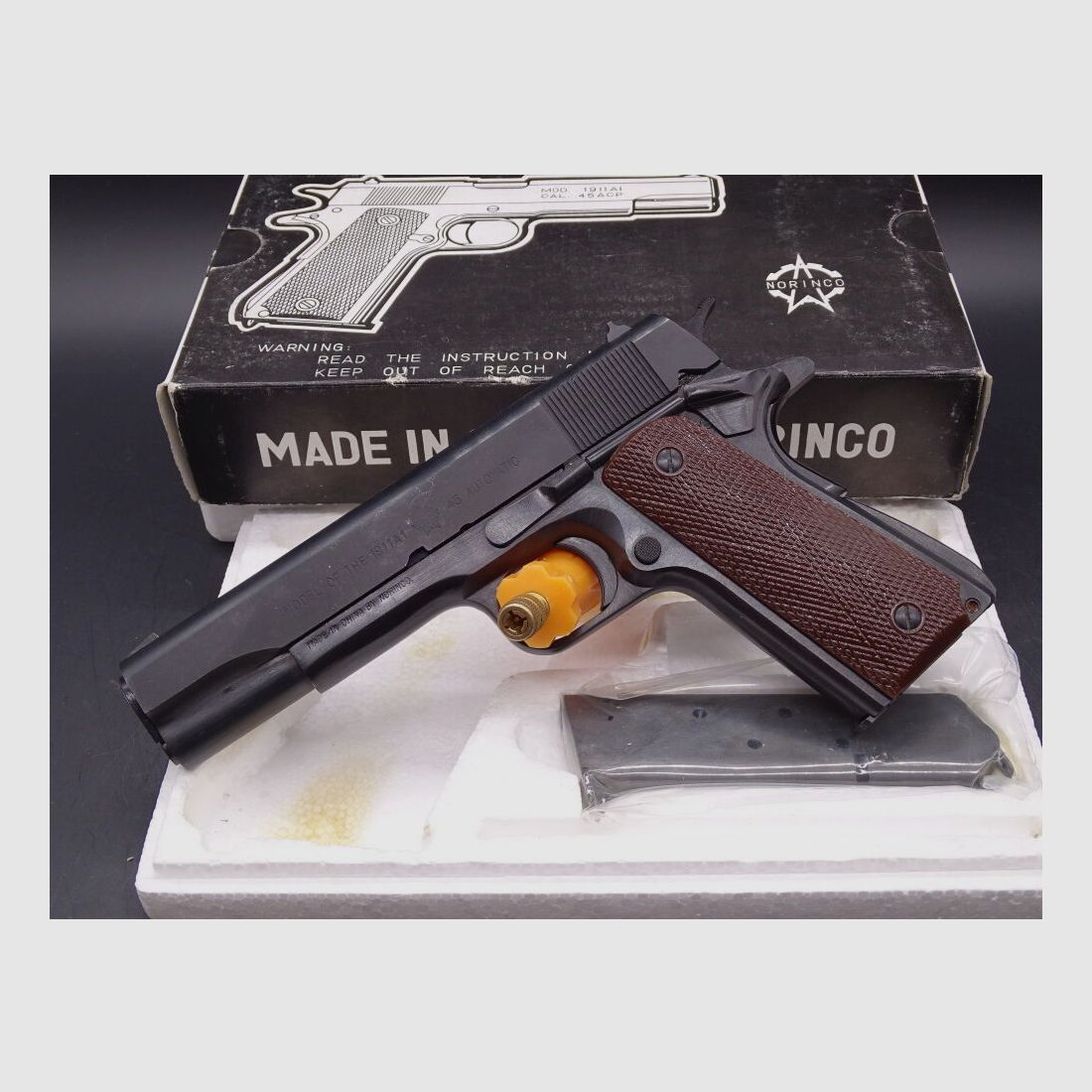 Norinco 1911 A1 kaliber .45 Auto 5" tylko 10 strzałów oddanych rok 1996 1911 A1, zdjęcie 4 z 4