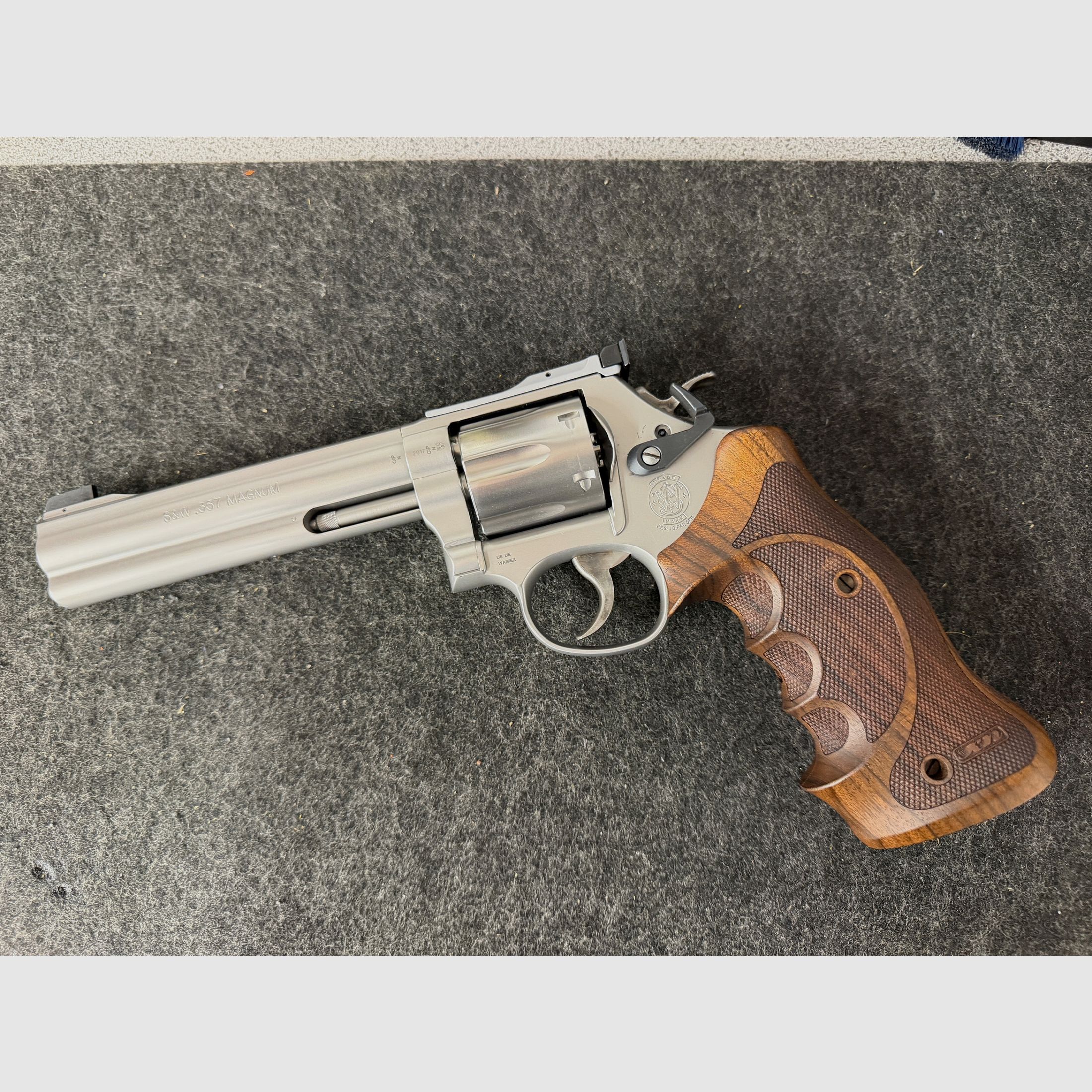 Smith & Wesson 686 Target Champion .357Mag., image 1 of 5