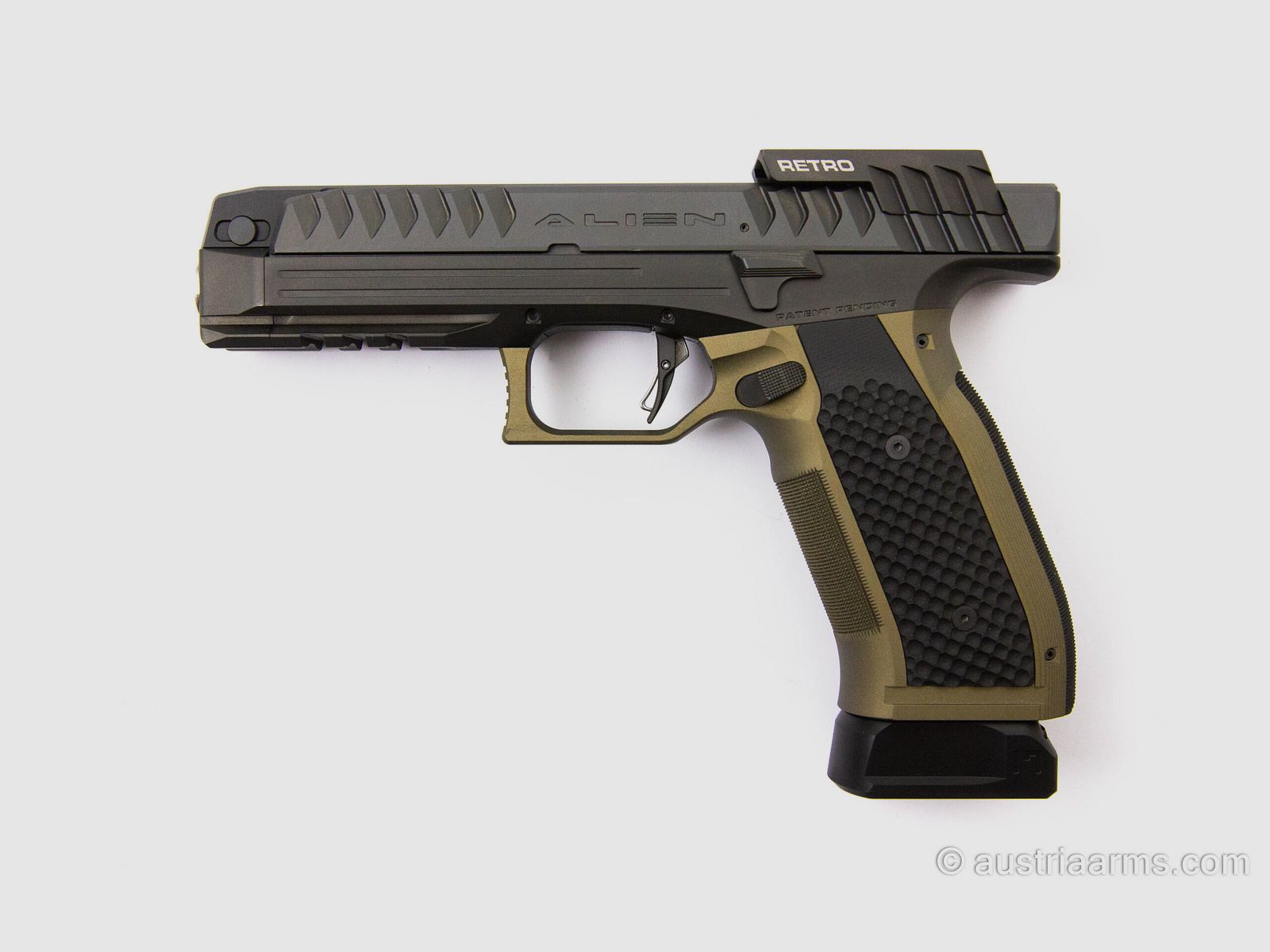 Laugo Arms Alien Performance Retro, 9 x 19 mm, image 1 of 5