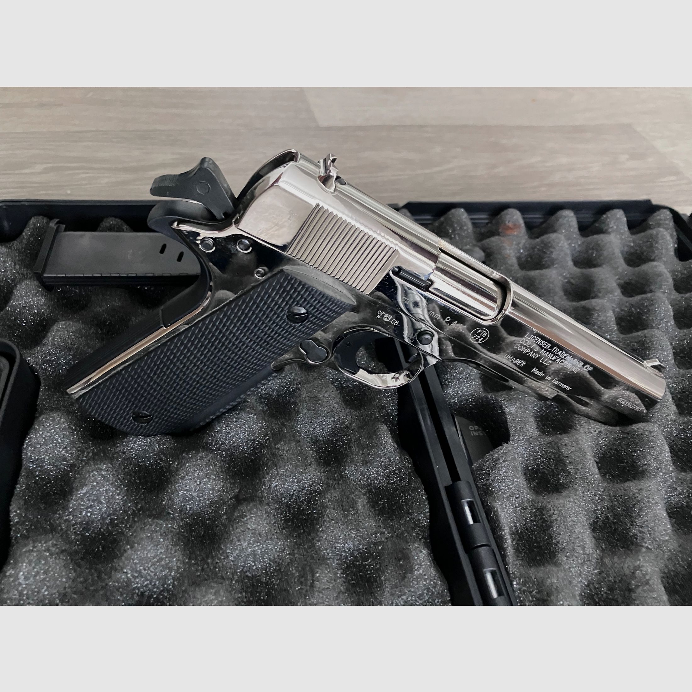 Colt Government 1911 A1 Chrome 9mm P.A.K.