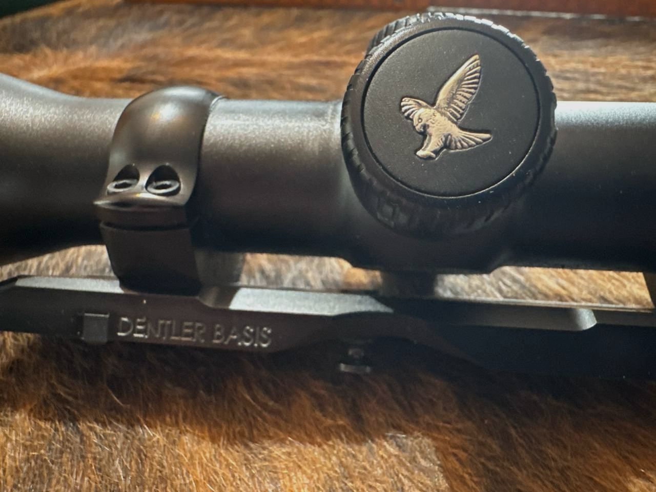 Swarovski Z6i 2.5-15x56P HD Zielfernrohr, Absehen 4a mit Rotpunkt / Leuchtpunkt mit Dendler-Montage oder ohne Dendler-Montage