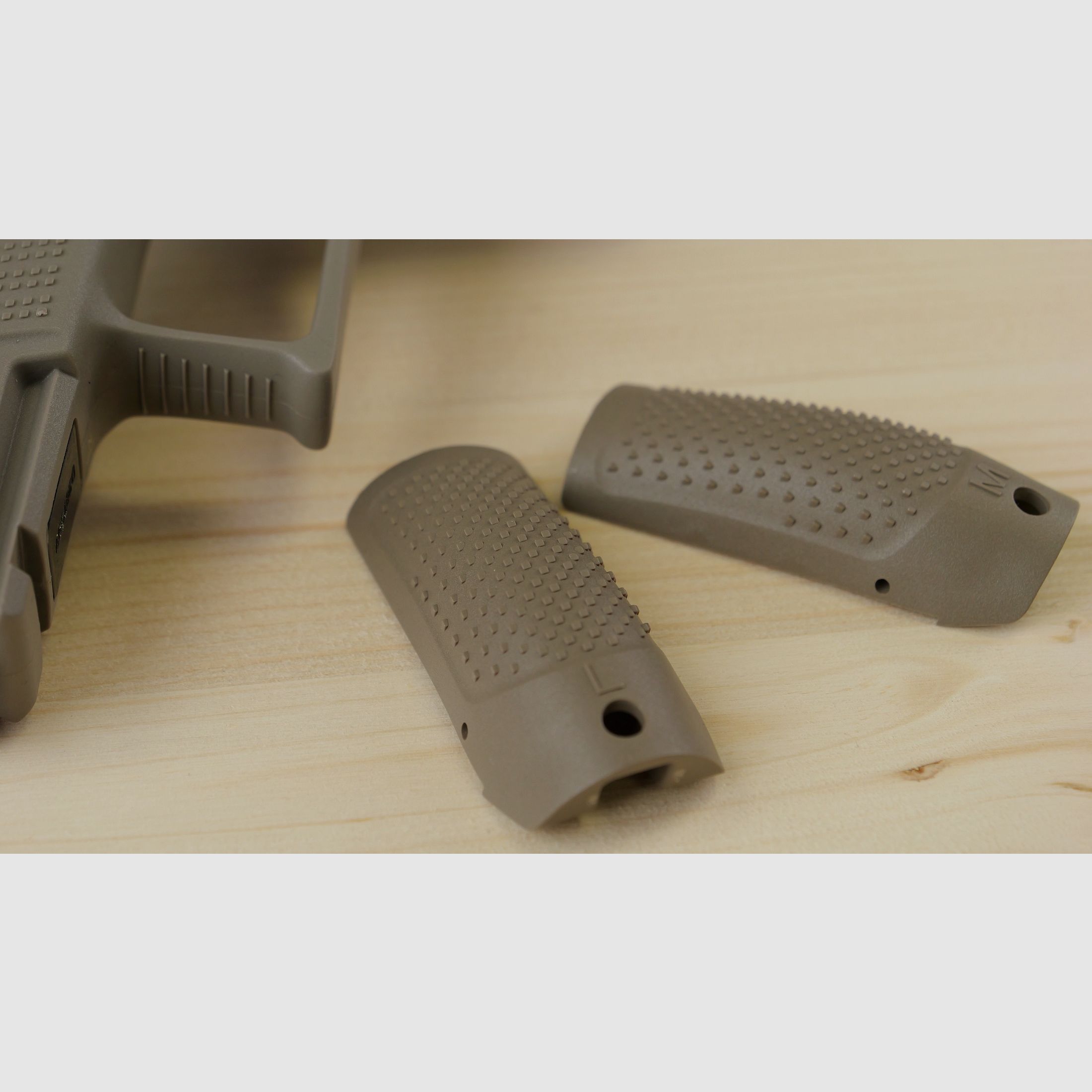 CZ P10 S  "Subcompact-Pistole" in Sand, Grau oder Schwarz - 9x19mm