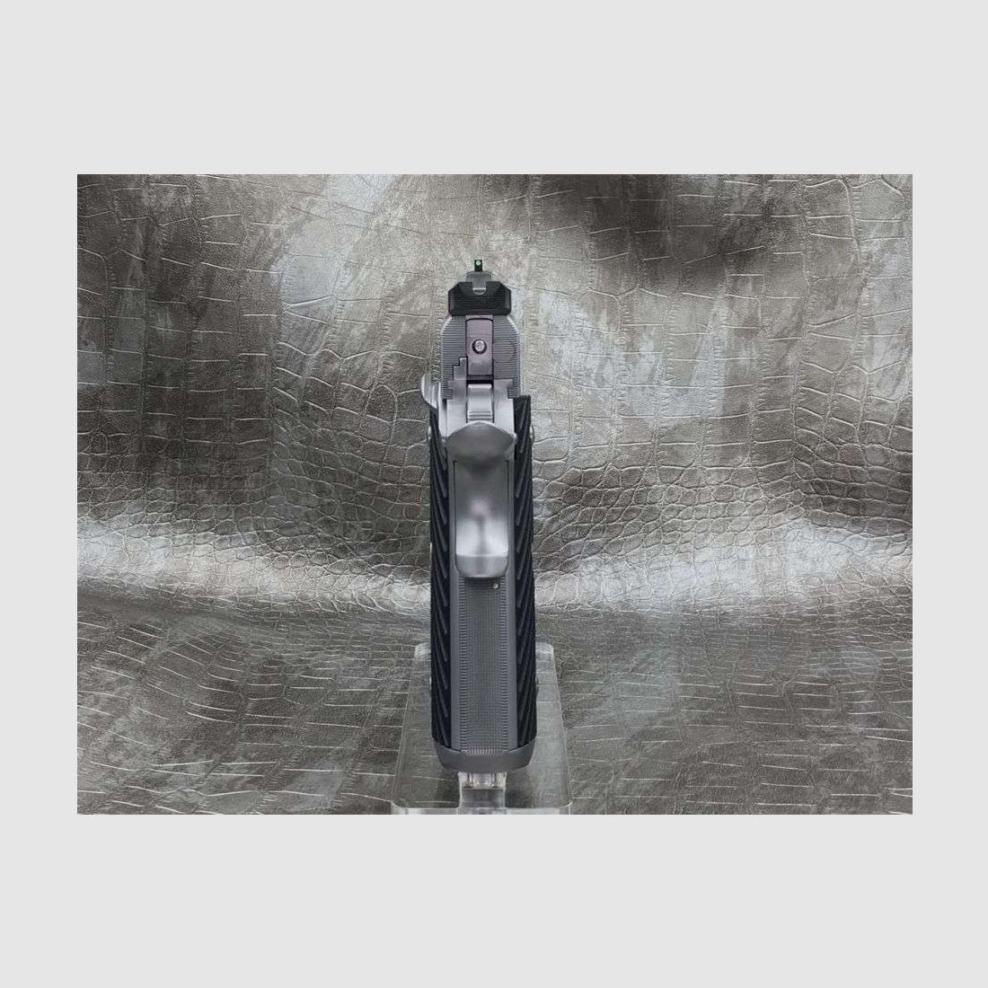 Wilson Combat CQB Elite 5″ Inox Kal.45 ACP, Bild 4 von 7