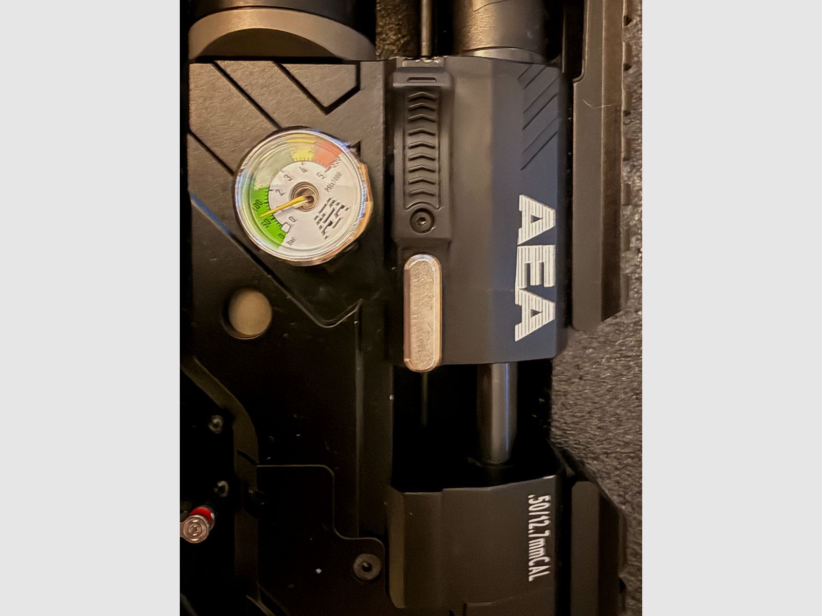 AEA Megalodon – État impeccable + accessoires complets