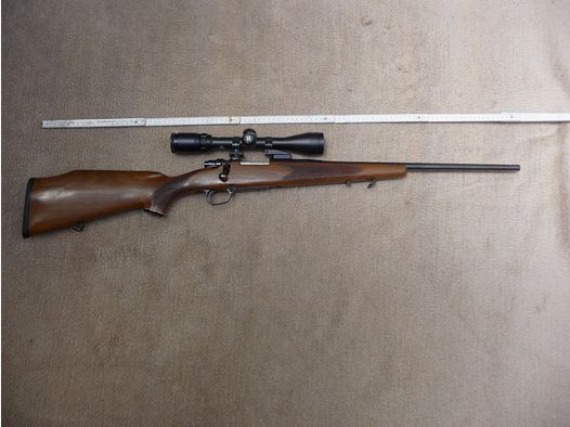 Mini Mauser Modèle Suhler Jagdhütte : Cal. .223 Rem., Longueur du canon env. 50 cm, Montage pivotant, ZF Bushnell 3-9x40 Abs. Duplex