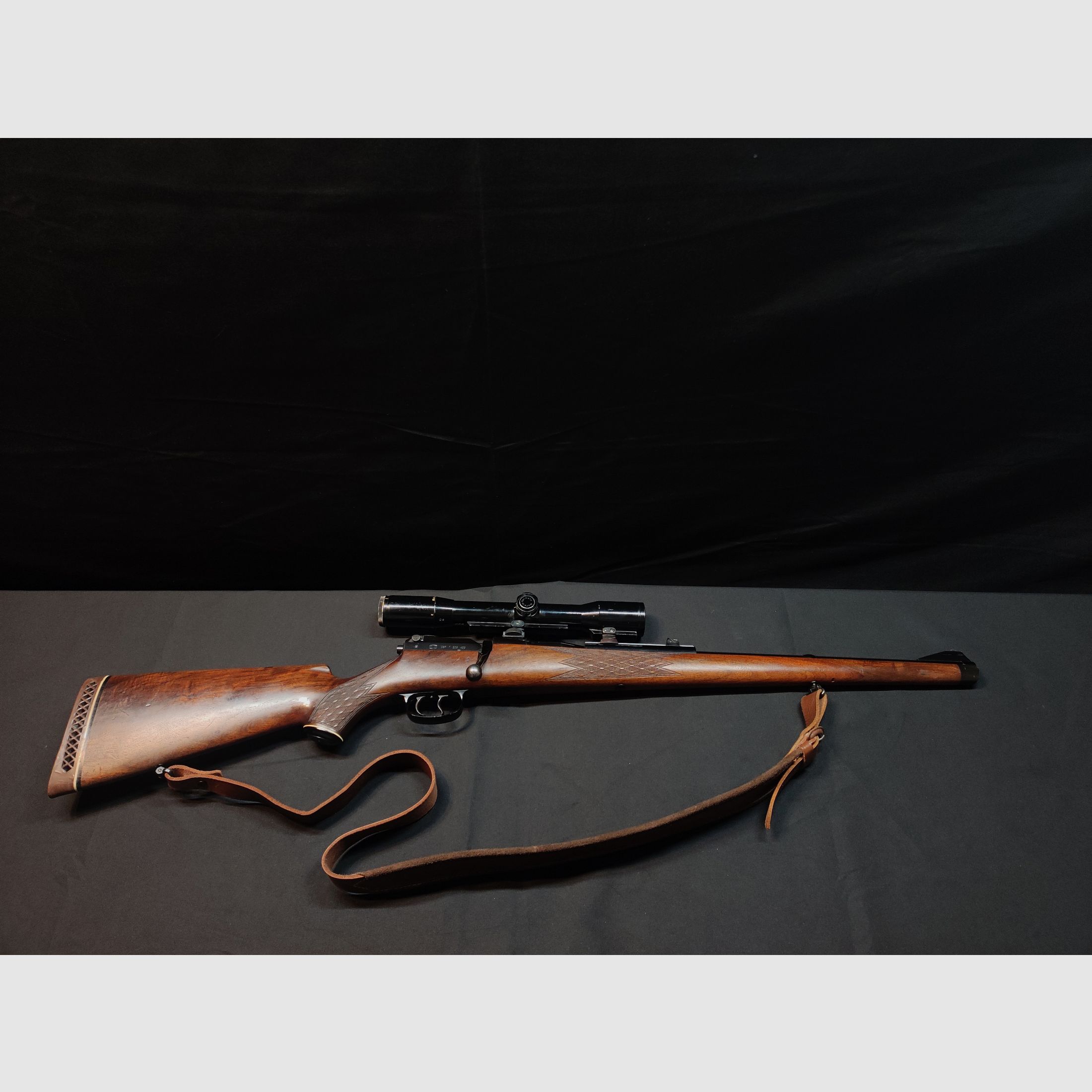# Mauser Mod. 66 bolt-action rifle caliber 7x64 with Zeiss Diavari-D 1.5–6x – good condition – incl. 139 rounds hunting ammunition