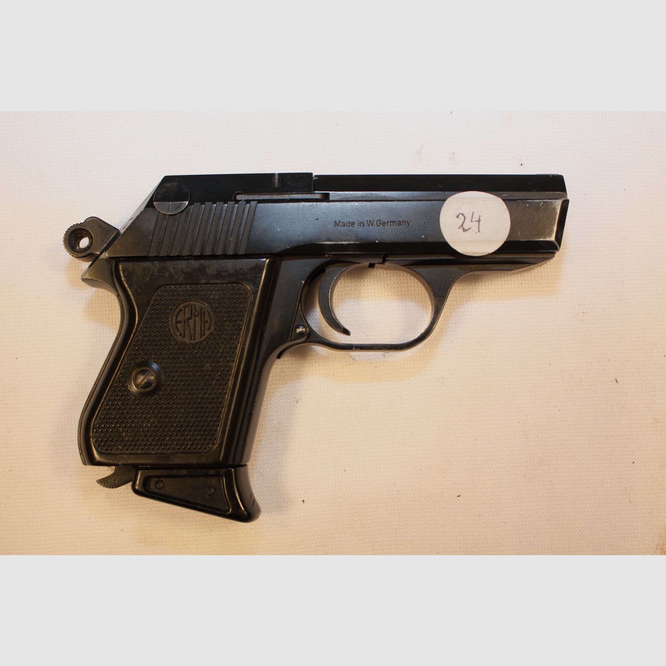 Erma Model 655 im Kaliber 6,35 Browning.