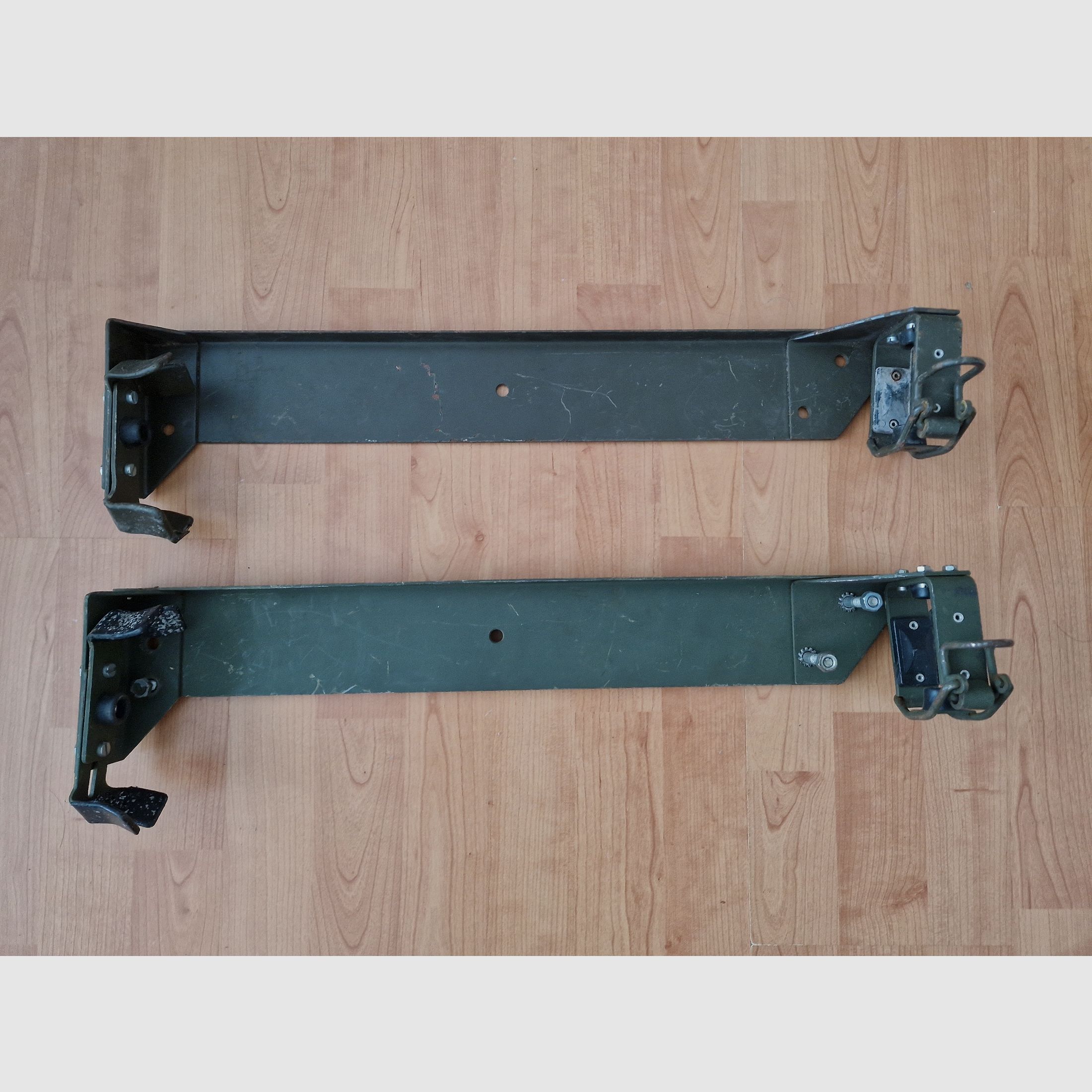 Gewehrhalter für G36/G3, rechts, 1 Stück