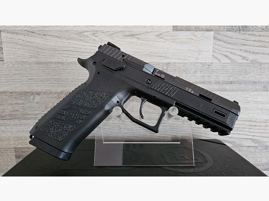 Neuware vom Fachhandel - Pistole CZ P-09 Kal. 9mmLuger + Koffer und 2 Magazine - versandkostenfrei !