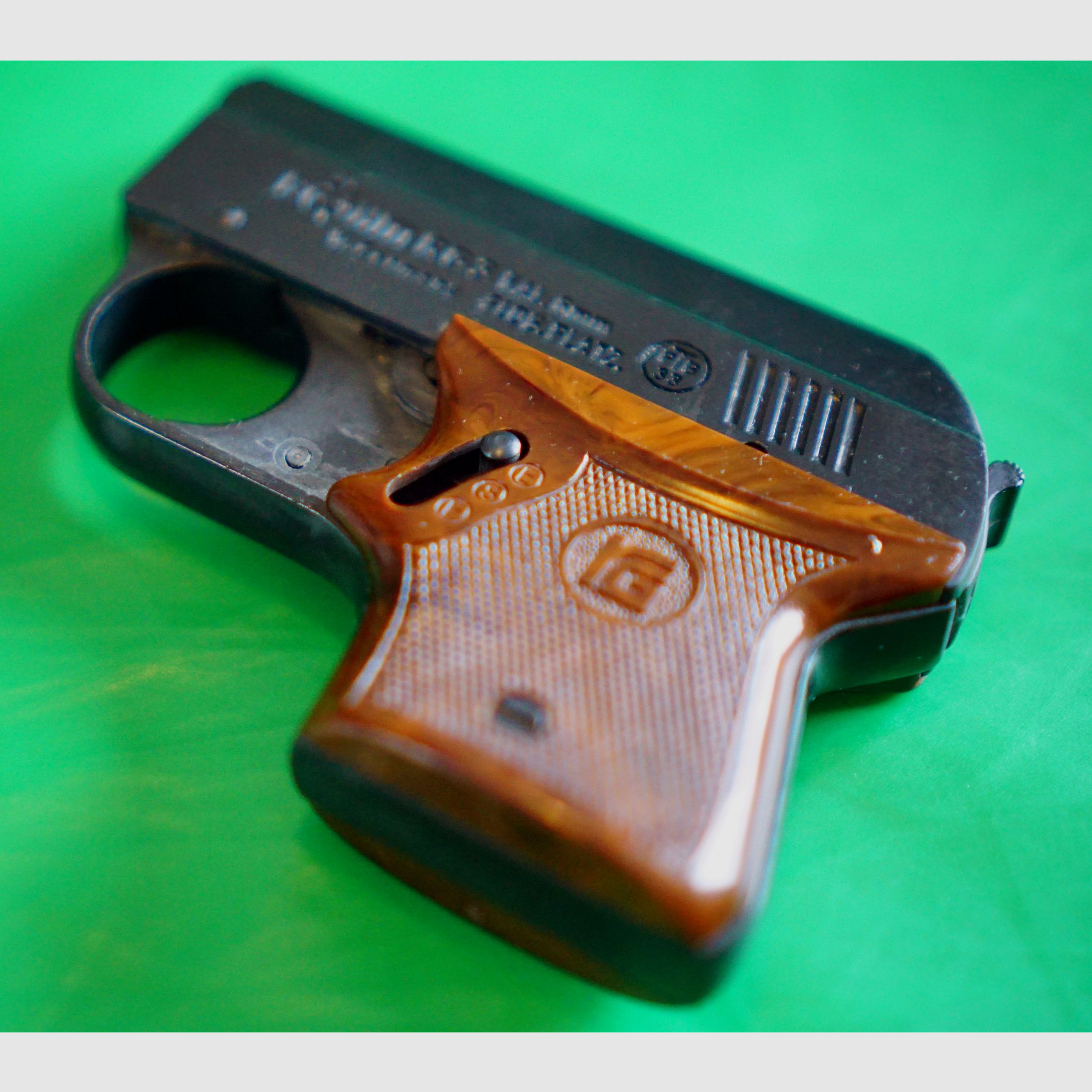 Pistolet d'alarme Röhm RG 3 calibre 6 mm Flobert (PTB 33)