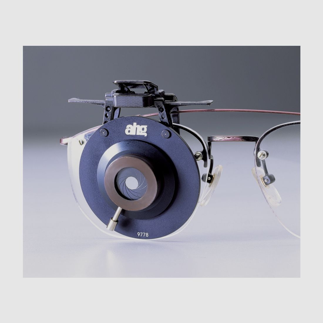 ahg-ABDECKSCHEIBE mit Irisblende