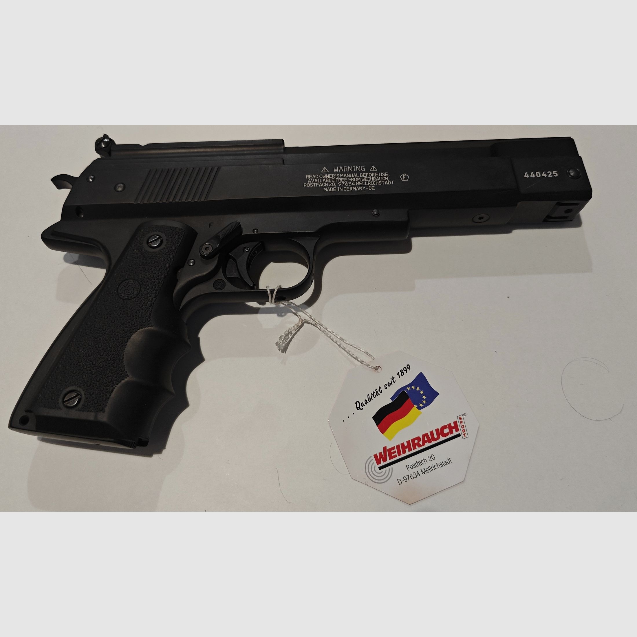 Weihrauch HW 45 pistola de aire calibre 4,5 mm (.177) – marca F – incl. empuñadura Hogue, cachas de madera, maletín y accesorios
