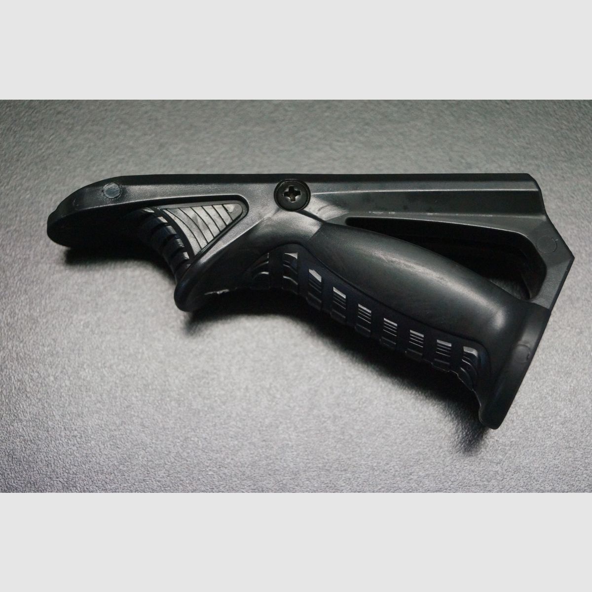 Derya Foregrip, Bild 1 von 2