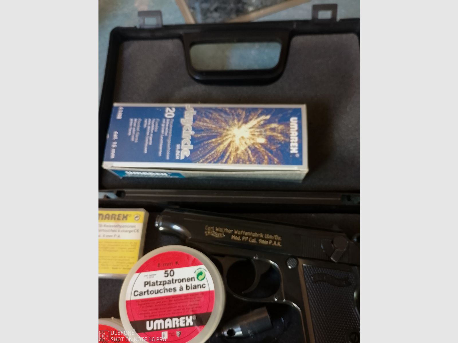 Walther P99 kal.9mm, Traangas, Flubberpatronen, Vuurwerk, Pistool