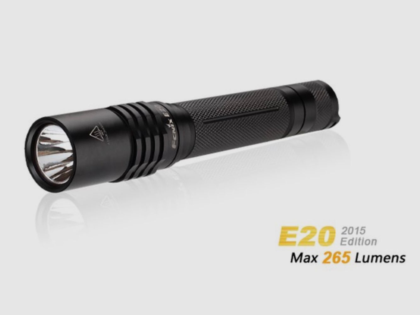 Fenix E20 Linterna LED 265 Lúmenes