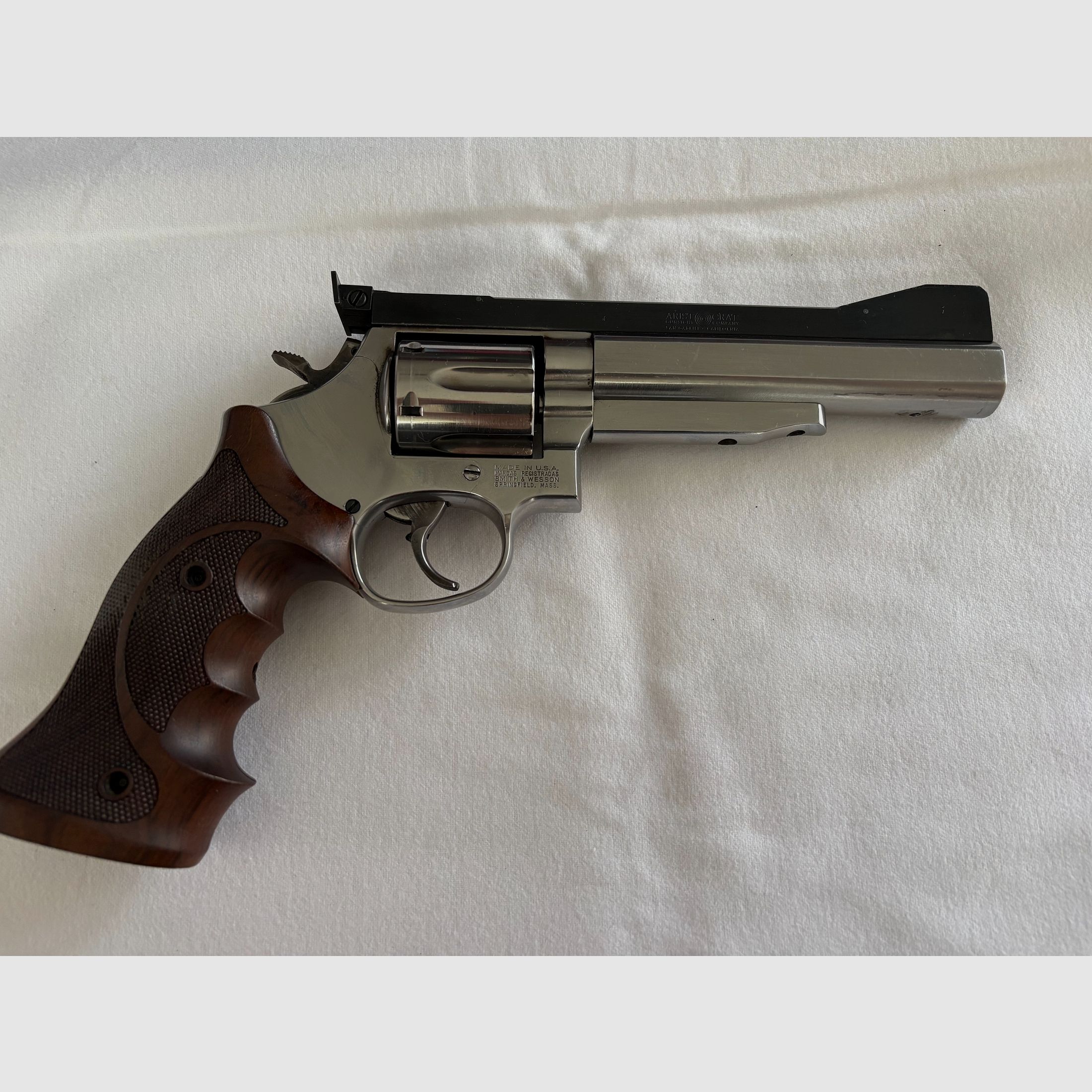 Smith & Wesson .357 Magnum Holden 1500/PPC 686-4, afbeelding 2 van 8