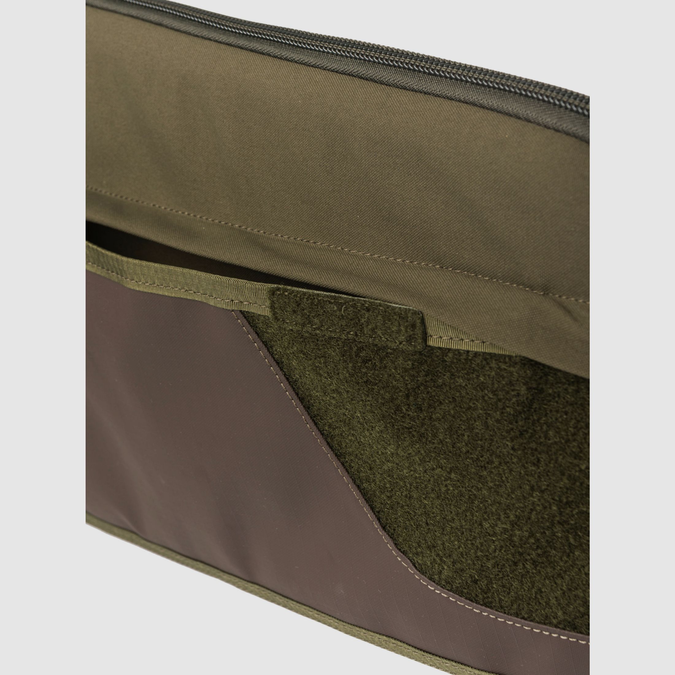 Beretta scratch and water-resistant carbine case Black Boar 129cm moss green and ebony