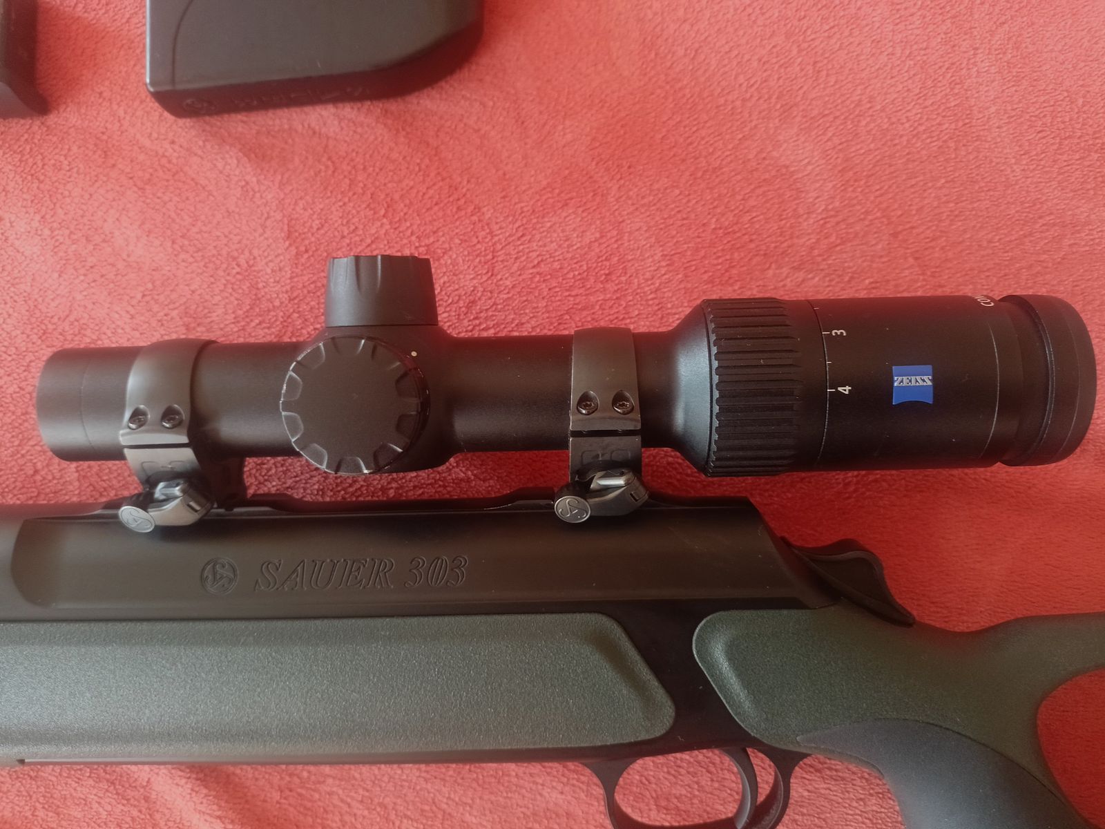 Sauer 303 Synchro XT Gen. I 8x57 IS, Zeiss Conquest 1-4x24 V4, immagine 14 di 18