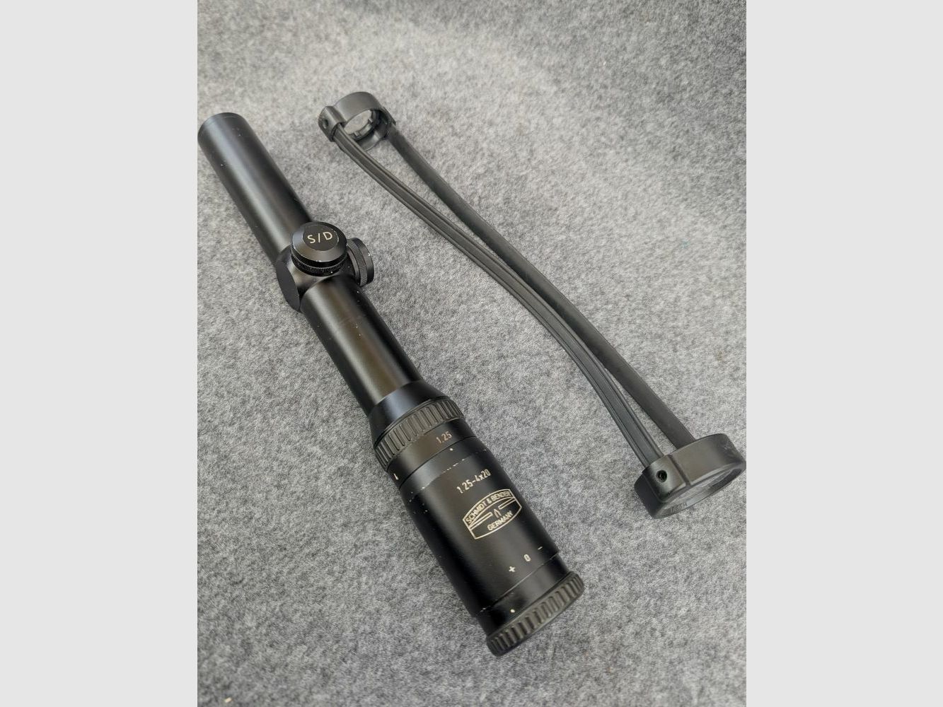 Schmidt & Bender 1,25-4 x 20 mit Absehen 4