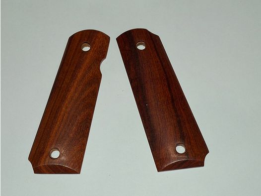 Grip panels of the Cold 1911 P.A.K