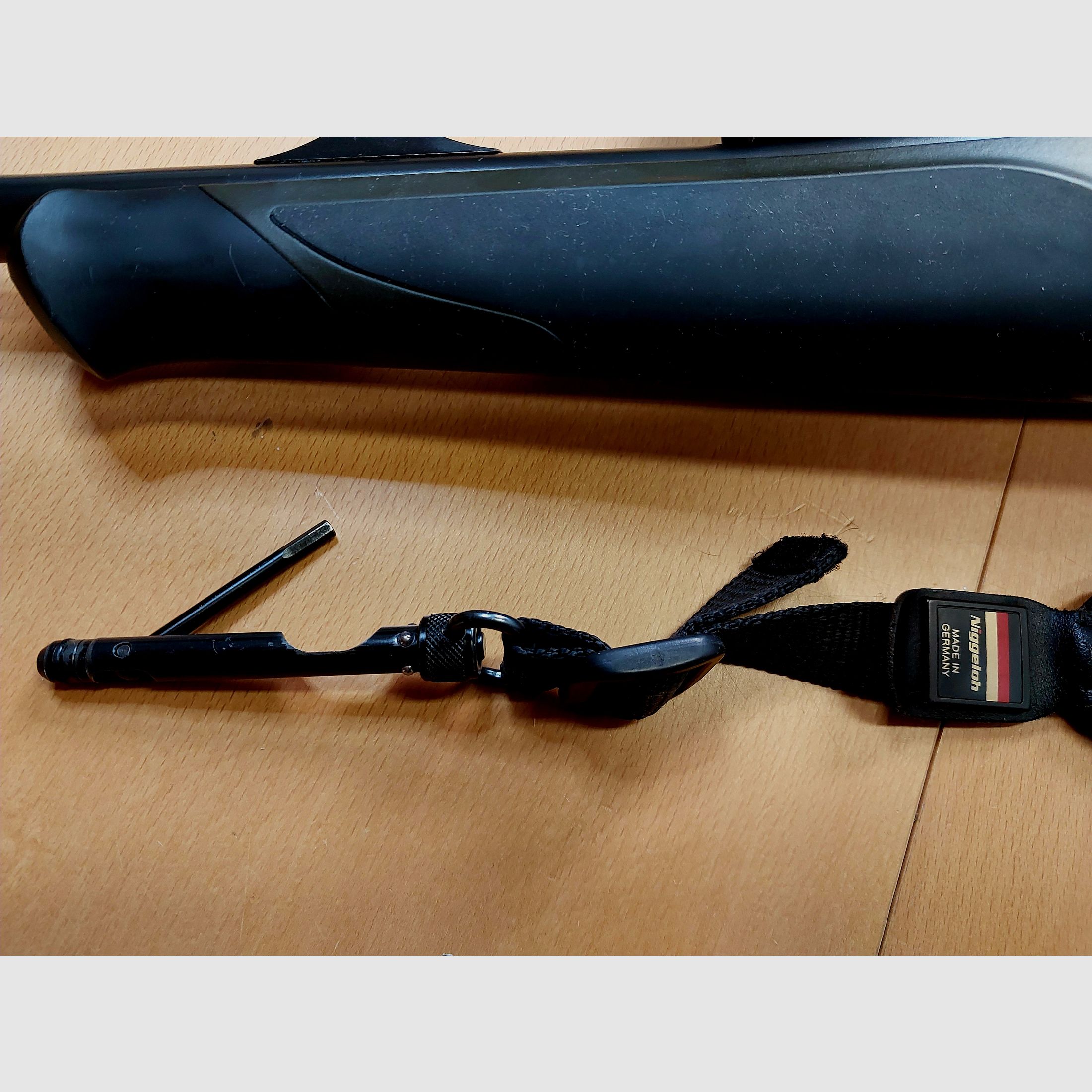 Sauer 404 XT (calibro) in 30.06 plastica verde + Zeiss V6