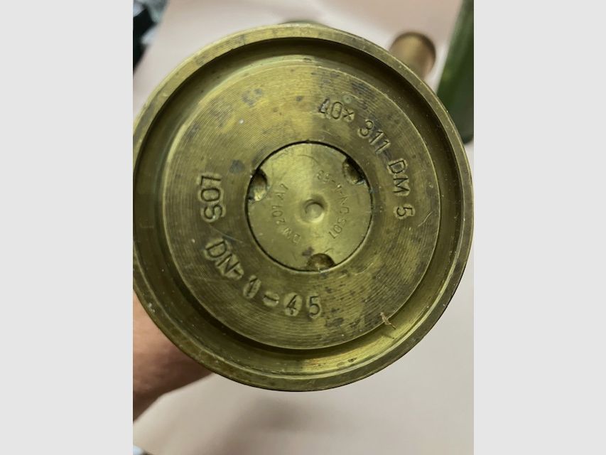 Convoluut decoratieve pantserhulzen, messinghulzen, messingvaas, bloemenvaas