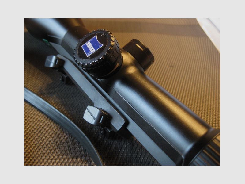 TOP  Generation-II  ZEISS VICTORY Varipoint M 3-12x56 iC T* mit Absehen-60 und originaler Blaser-Sattelmontage ! Ähnlich HT -V4-V6-V8-Z6-Z8-Swarovski-LEICA-S&B-IOR-R93-R8-D99-BD14-K95
