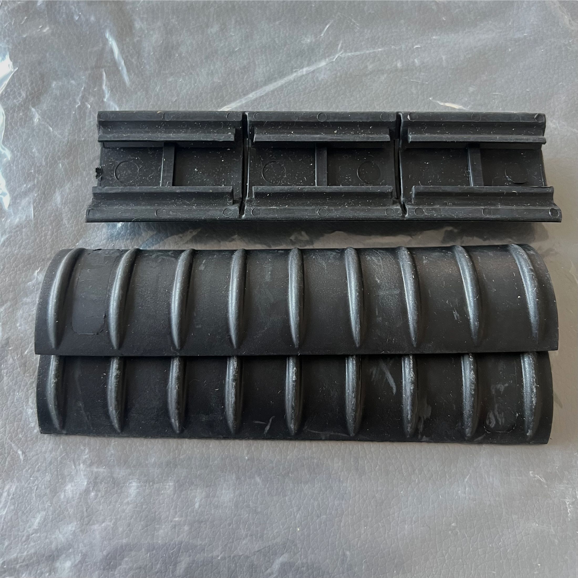 3× Picatinny Rail Covers / coperture per rotaie – nero – nuovo