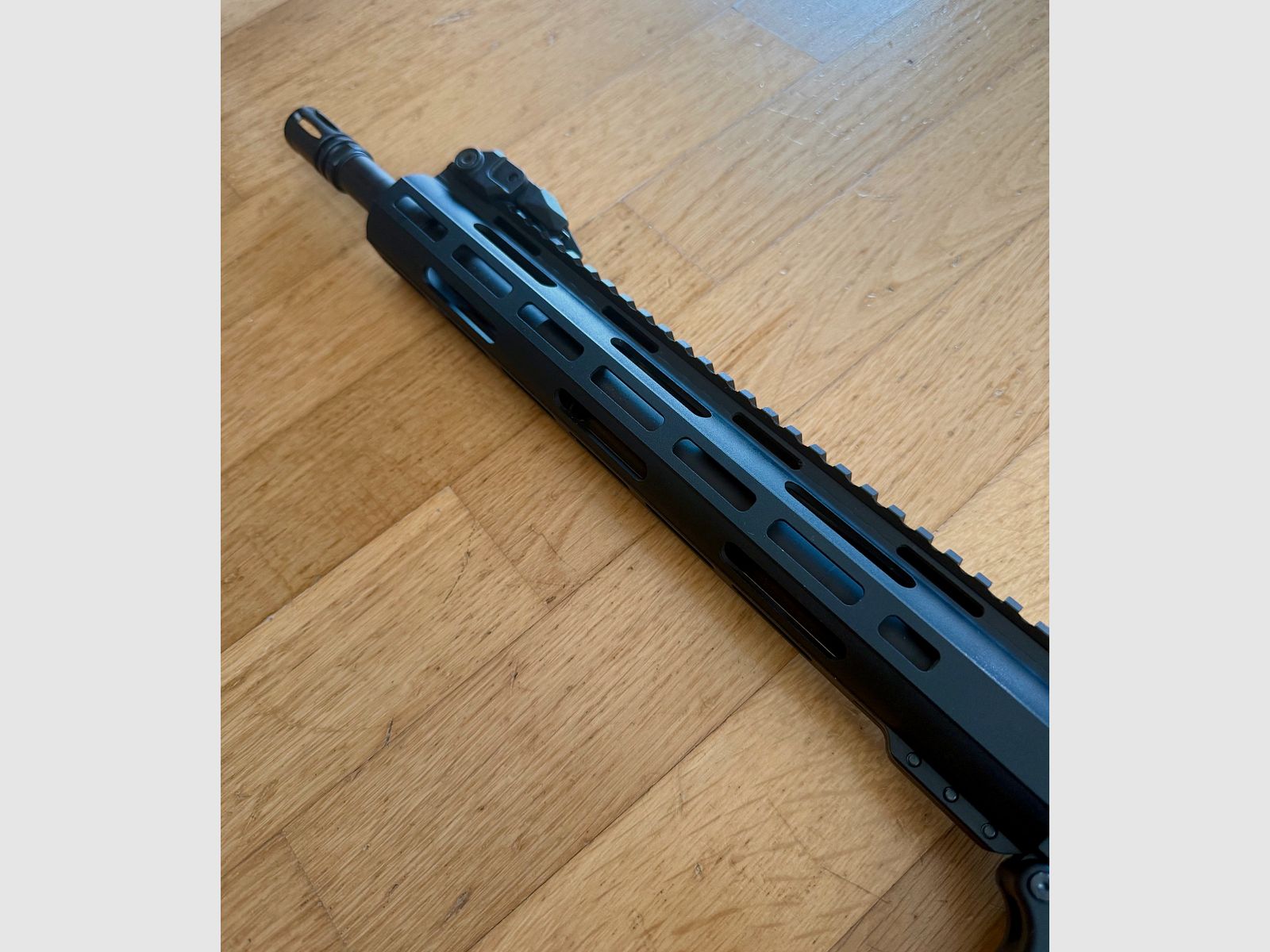 AR-15 di LuxDefTec: LDT15 in 14,5", condizioni top, ottimo rapporto qualità-prezzo, immagine 5 di 6