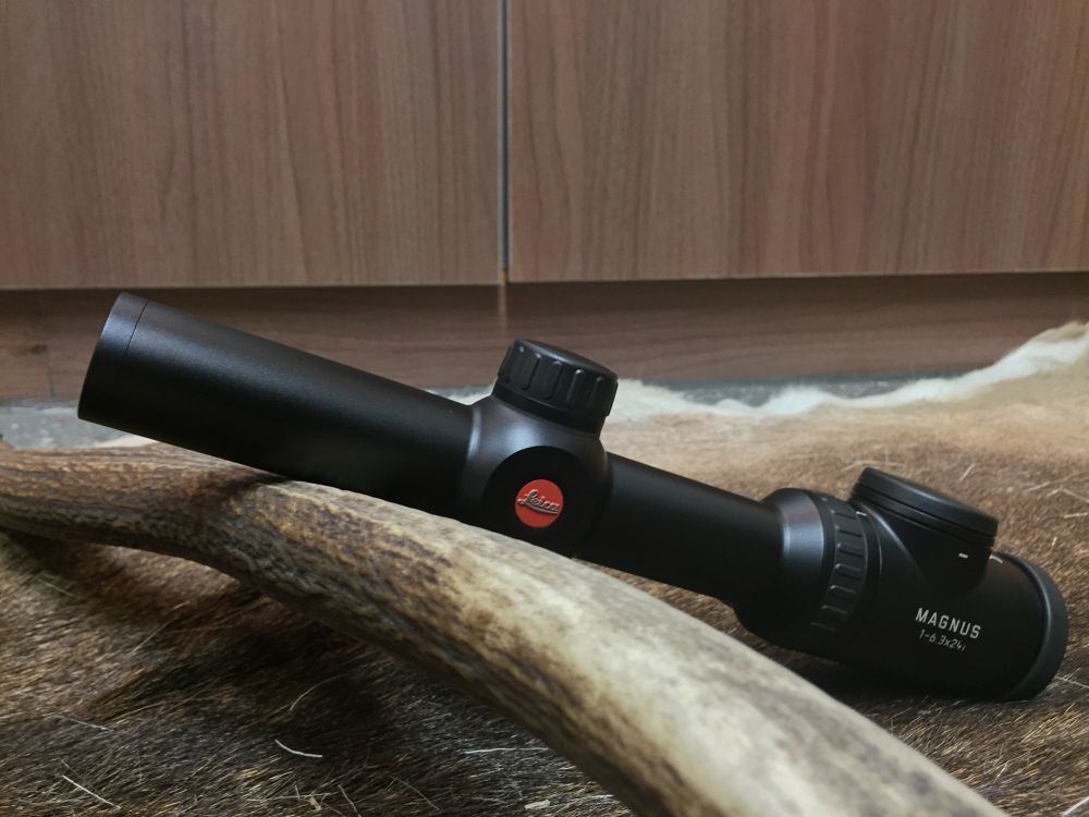 Leica Magnus 1-6,3x24 i, con riel