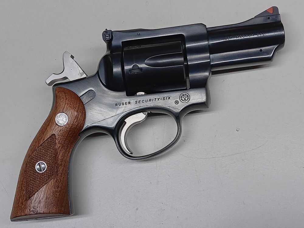 Sturm, Ruger & Co.Inc. Southport USA Security-Six