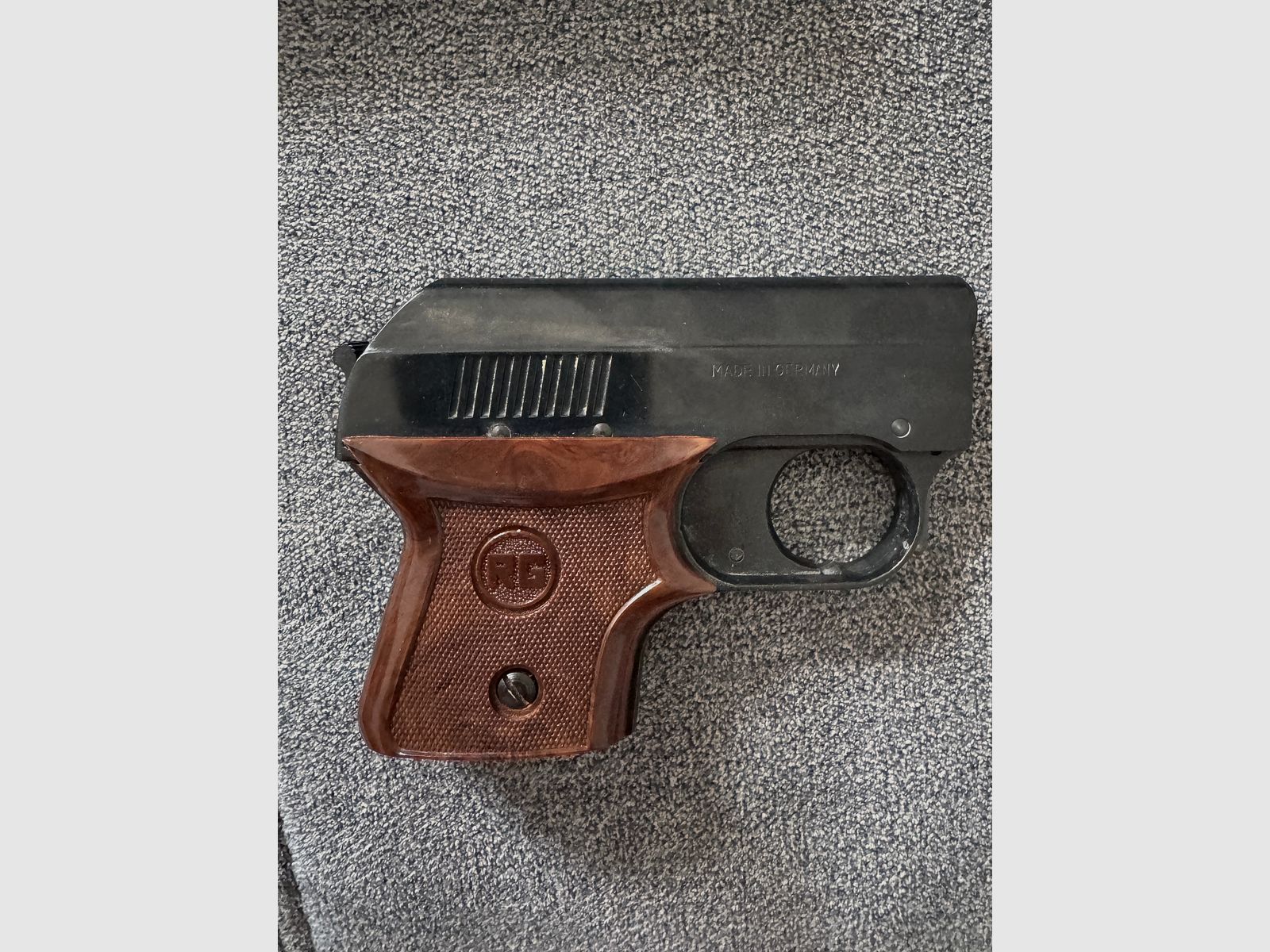 Pistola a salve Röhm RG 3S (6mm Flobert, PTB 32-61) – Set con OVP, accessori & munizioni, immagine 3 di 3